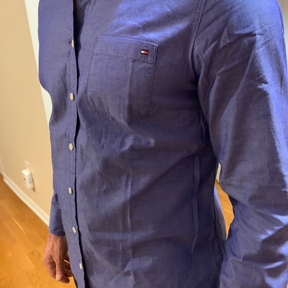 BRAND NEW Unisex Tommy Hilfiger shirt - Picture 4 of 5